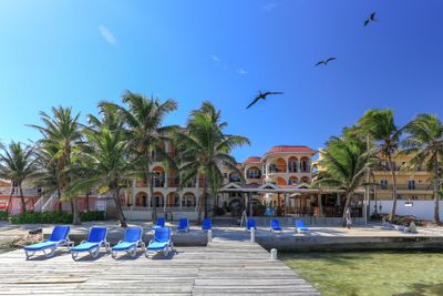 Sunbreeze Suites