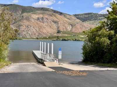 Boat launch at Entiat City Park on Lake Entiat