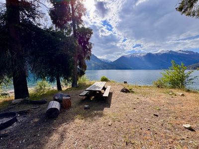Picnic table and fire pit at Cascade Creek Campground