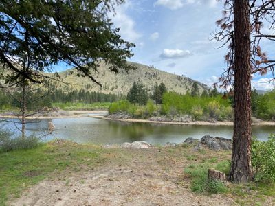 Antilon Lake