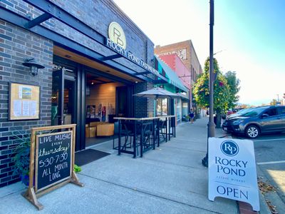 Rocky Pond Winery