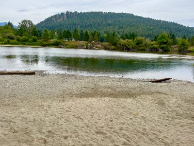 Sandy river beach at Enchantment Park on the Wenatchee River