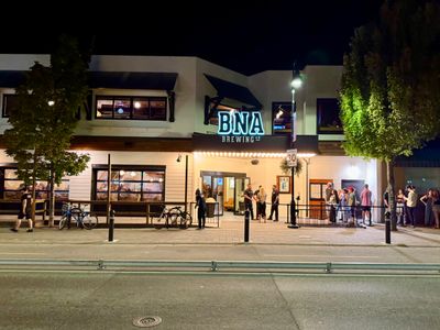 Breweries, Dining & Markets