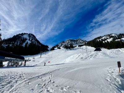 Alpental ski area and Cascade peaks at Snoqualmie Pass, Washington