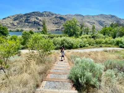 Headind down to the LaChappelle Trail