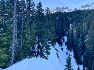Navigating a small ridge