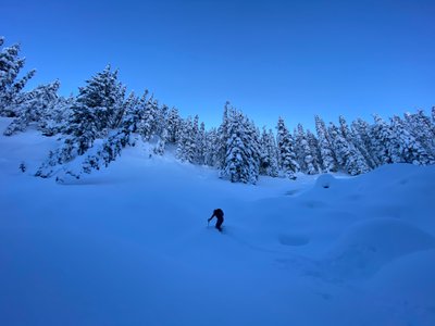 Skinning up to Thunder Creek Basin