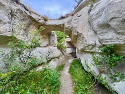 Hiking in Meskendir Valley