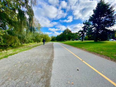Beatiful day to be on the Green Lake Trail