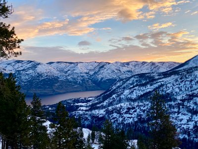 Sunrise over Lake Chelan
