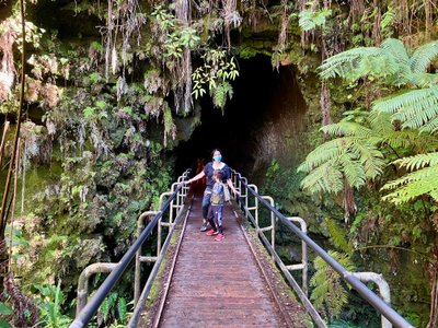 Entrance to the Thurston Lava Tube