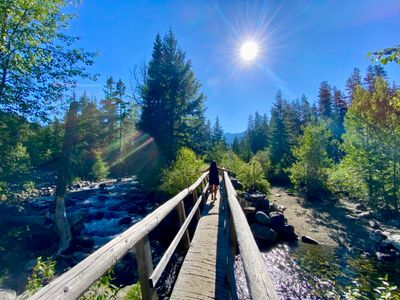 Crossing a stream