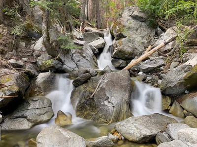 Small waterfall along the North Fork 25 Mile Creek trail