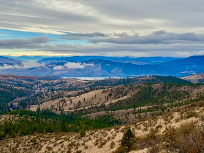 View over Chelan Valley